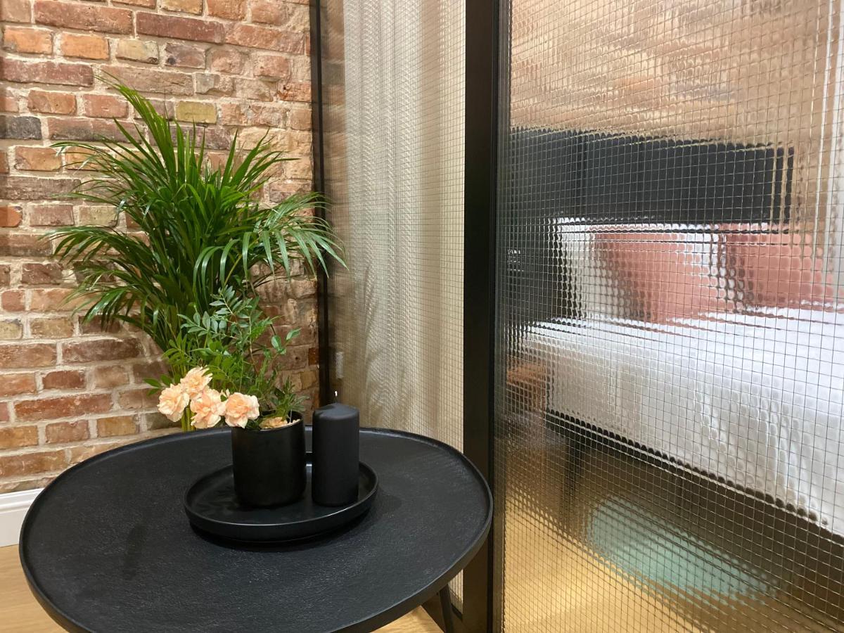 Apartament Aleja 22 Poznań Esterno foto
