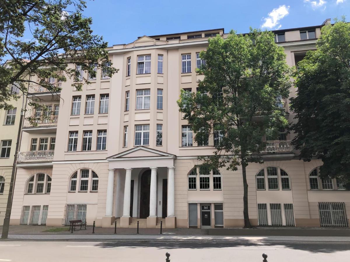 Apartament Aleja 22 Poznań Esterno foto